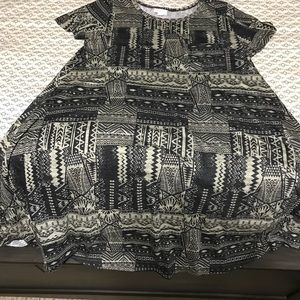 XXS lularoe Carly
